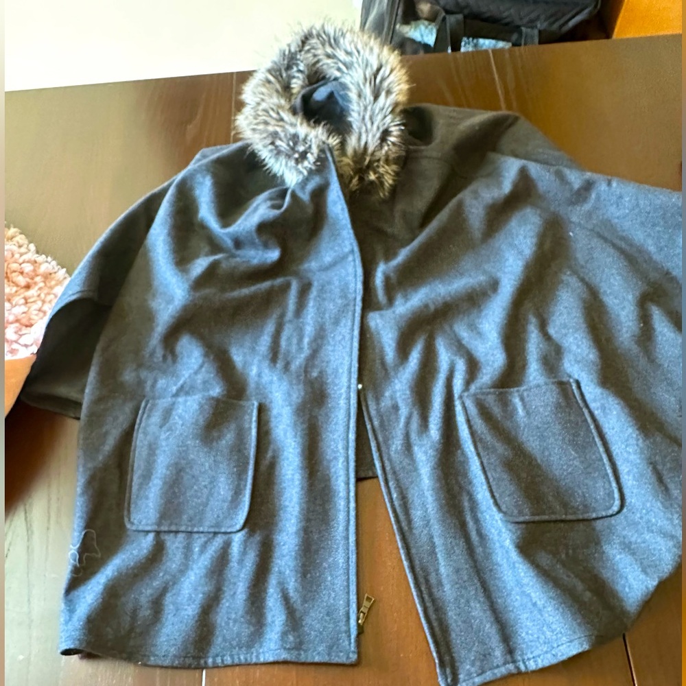 Victoria secrets Cape